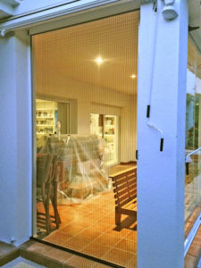 aluteknic-cortinas-vidrio-chalet-en-sitges