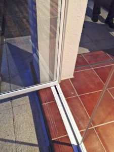 aluteknic-cortinas-vidrio-chalet-en-sitges