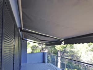 aluteknic-toldos-chalet-en-cunit